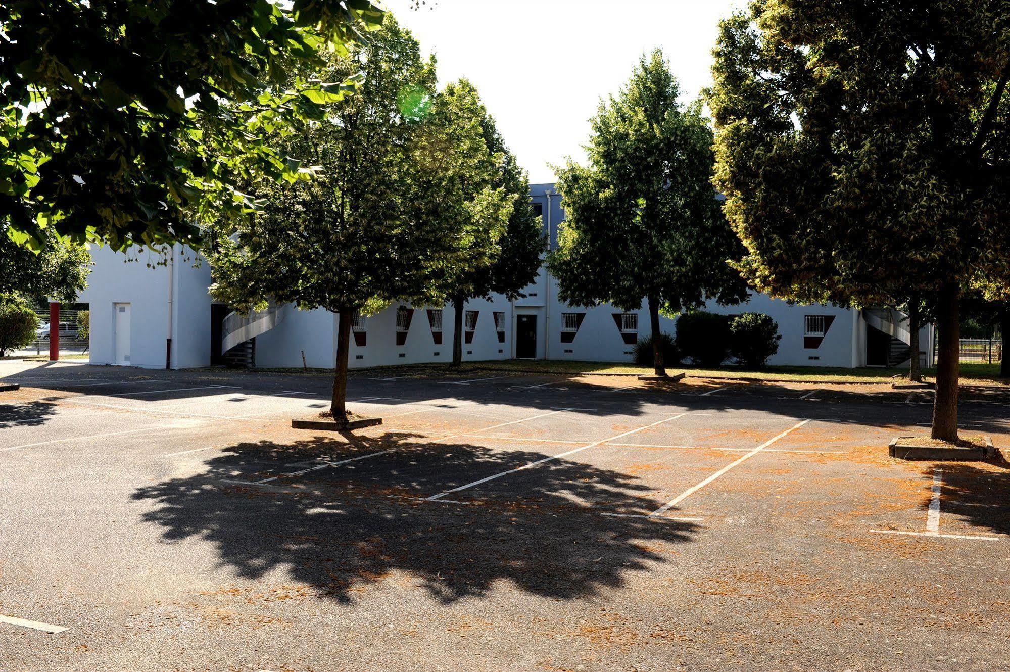 Welcomotel Ле-Мюро Экстерьер фото